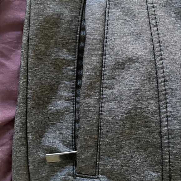 Bench Medium rain jacket - Picture 4 of 6